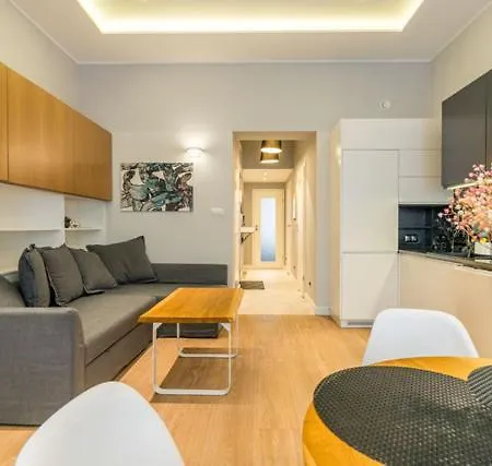 Przy Placu Zebran Ludowych Apartament
